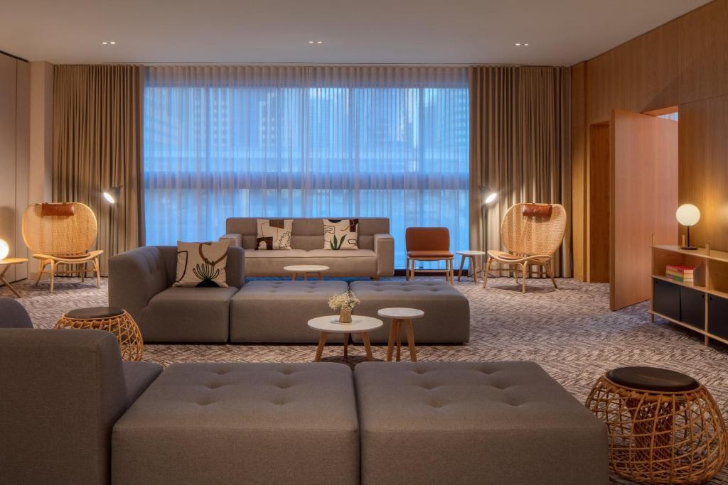 Staybridge Suites Dubai Internet City Exterior foto