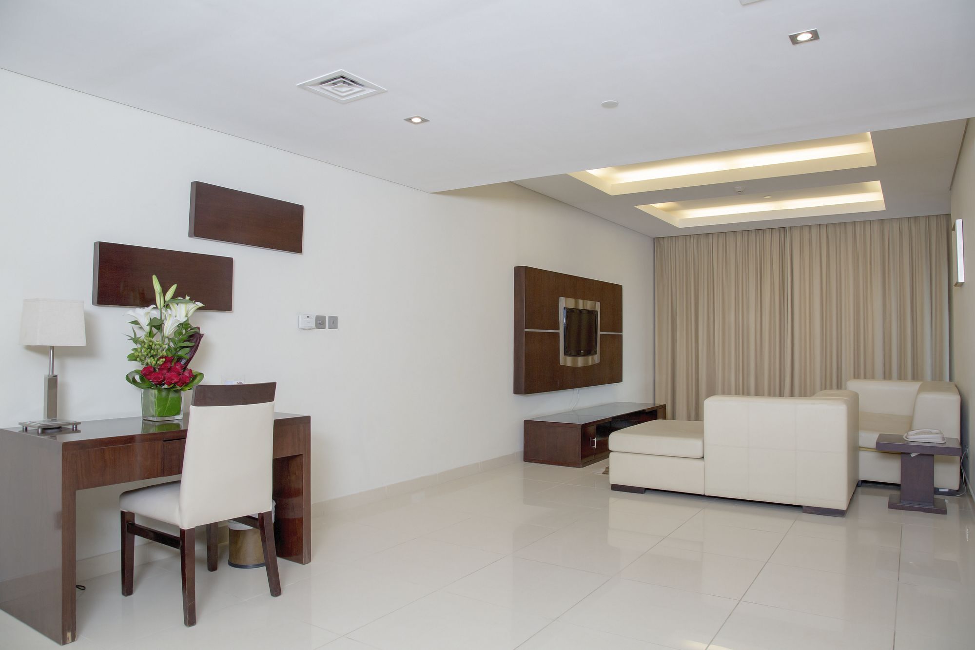 Staybridge Suites Dubai Internet City Exterior foto